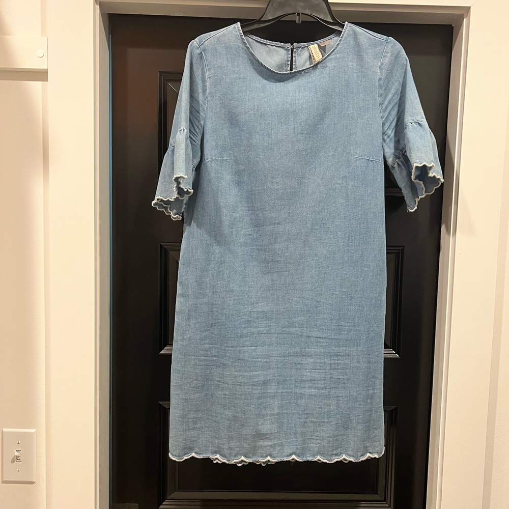 Mini dress